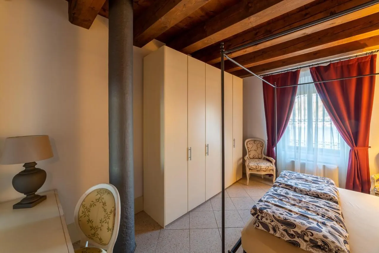 Youatmolino Canal View Apartment Venedig Italien